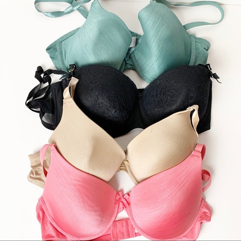 (4). Pieces XOXO Secret Treasures Bra Lot Black, Pink , Beige and Teal 38C